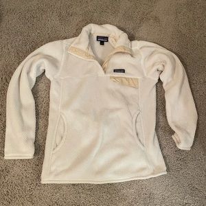 Women’s Patagonia Pullover - Small